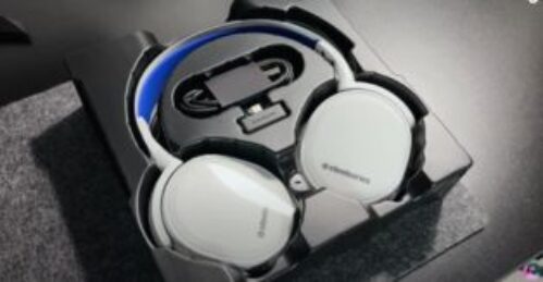 8. SteelSeries Arctis 7P+